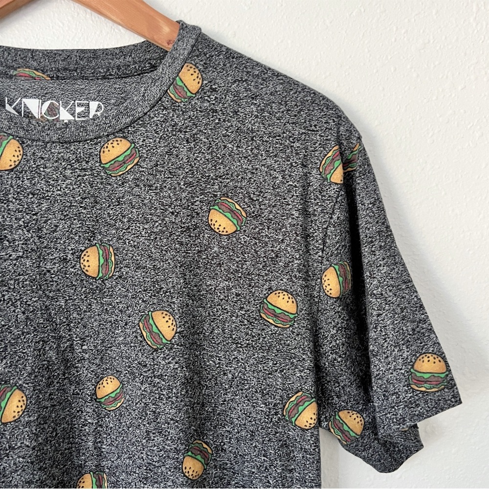 Knicker Bocker Vintage Design | Graphic Tee Novelty Hamburger Print Size M